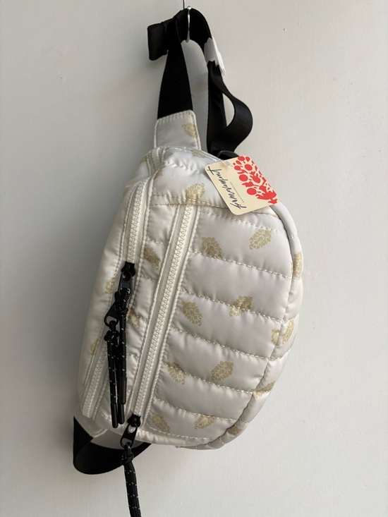 FP Movement by Free People Handbags - FP Movement Quilted Print Sling Bag🔥 Fluries Sprinkle- Rare! 🔥 NEW with Tags!